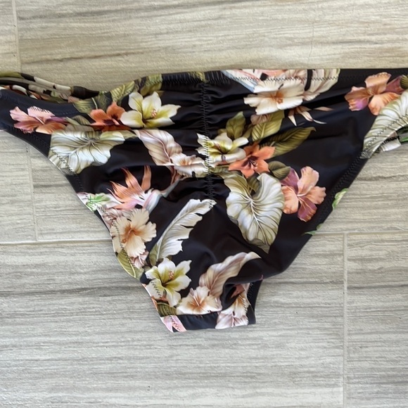 Floral bikini ruched butt bottoms XL, V front racerback tie back for top 36D - Picture 8 of 11